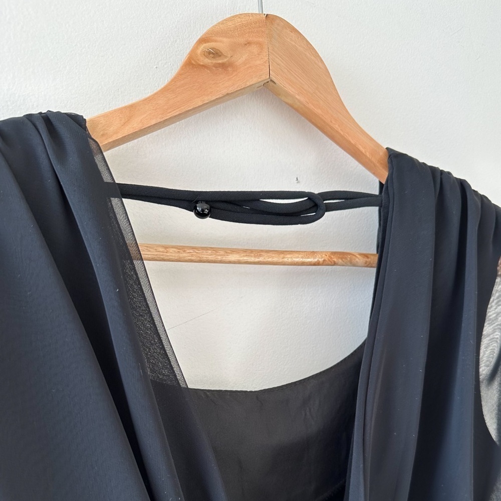 Vintage - Emblem- Cowl Back - Knee Length Dress - Black - Size Medium - Picture 7 of 9